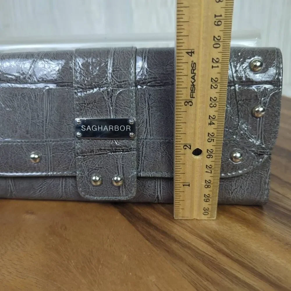 Sag Harbor Womens Credit Cardholder Wallet Clutch Gray Snap Closure Studded